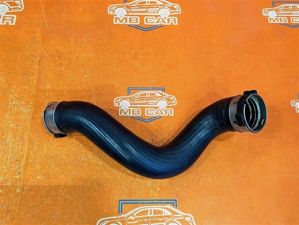 Патрубок интеркулера Mercedes-Benz