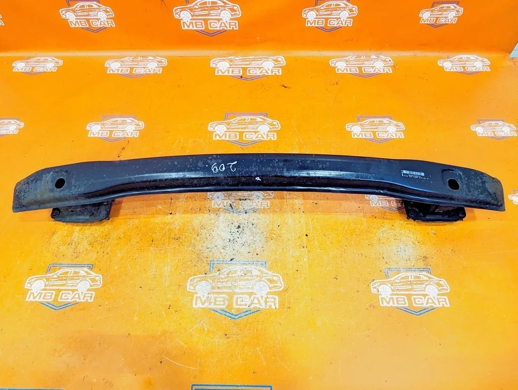 Усилитель заднего бампера Mercedes-Benz