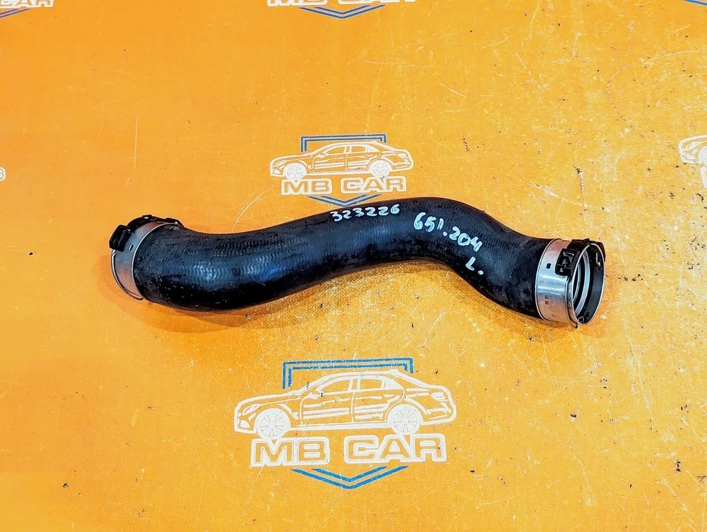 Патрубок интеркулера Mercedes-Benz