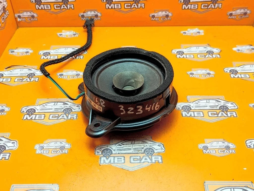 Динамик Mercedes-Benz
