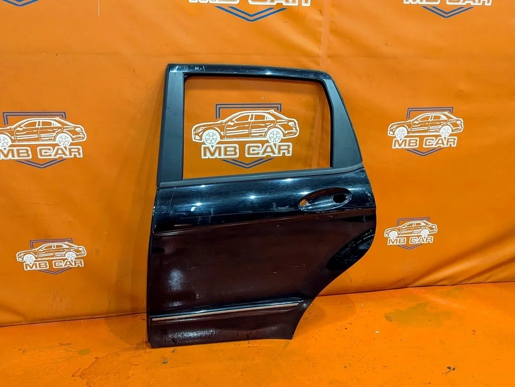 Дверь задняя левая Mercedes-Benz