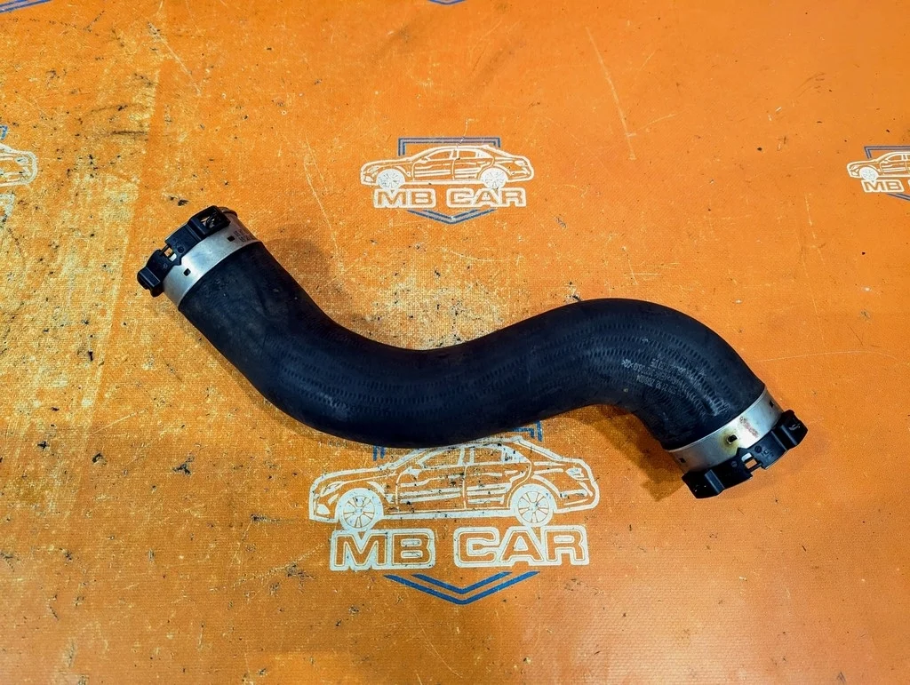 Патрубок интеркулера Mercedes-Benz