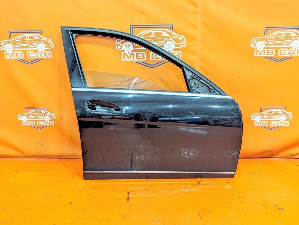 Дверь передняя правая Mercedes-Benz