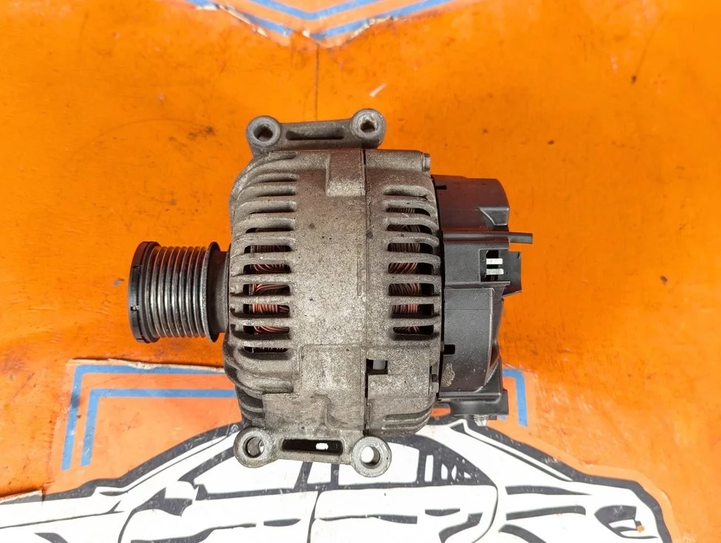 Генератор Mercedes-Benz