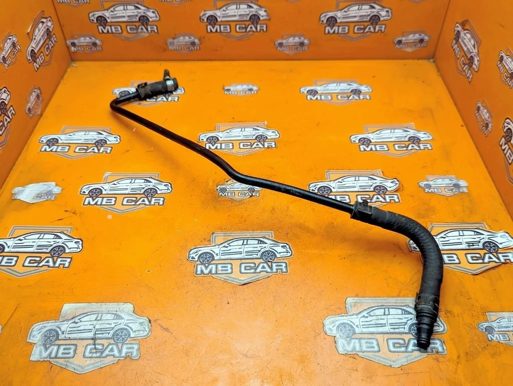 Трубка вентиляции расширительного бака Mercedes-Benz