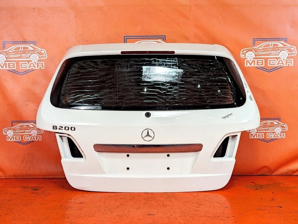 Крышка багажника Mercedes-Benz