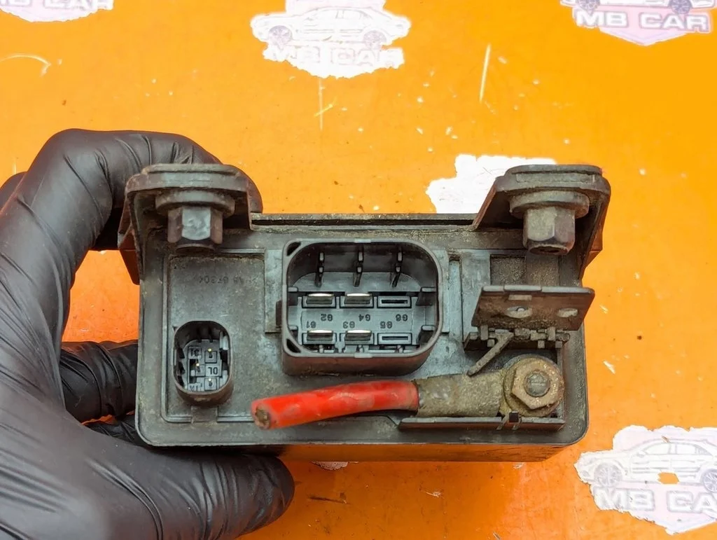 Реле свечей накала Mercedes-Benz