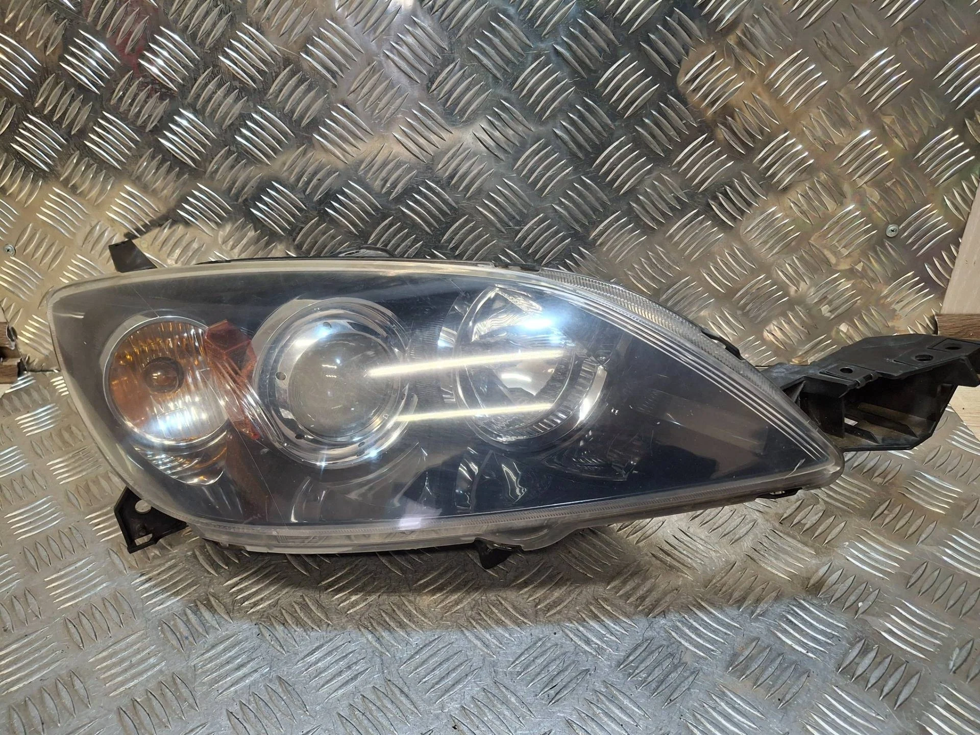 фара правая Mazda 3 BK BK