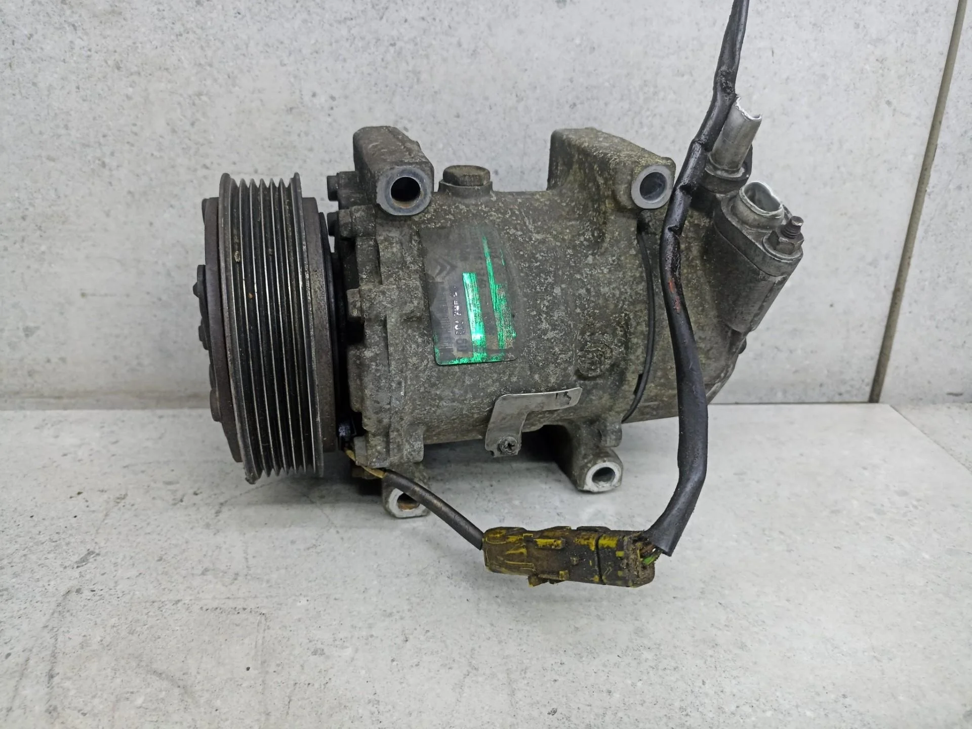 Компрессор кондиционера Peugeot Partner рест. 2004