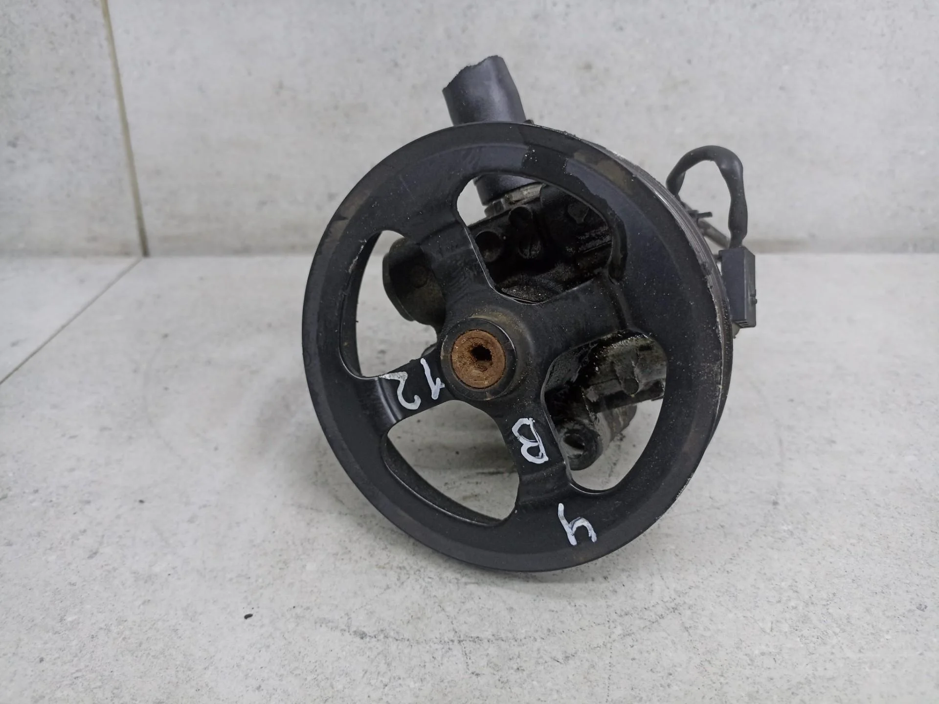 Насос гидроусилителя руля Mitsubishi Outlander