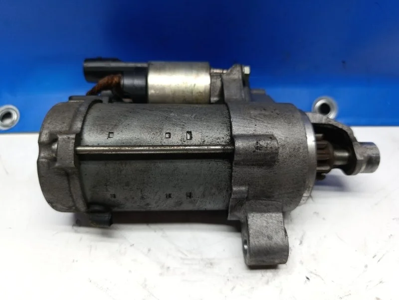 Стартер Audi Q5 06H911024B 8R 2.0 CDN