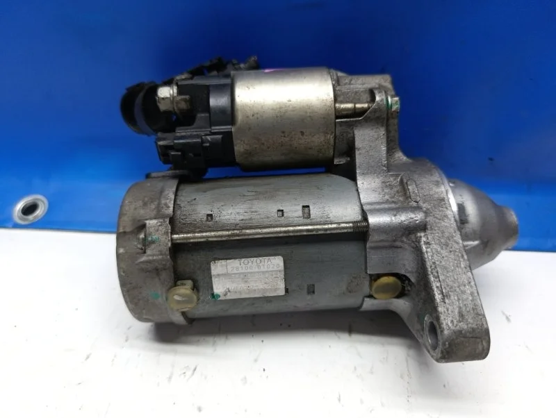 Стартер Toyota Auris 2012 2810037031 E150 1.6 1ZR-FE