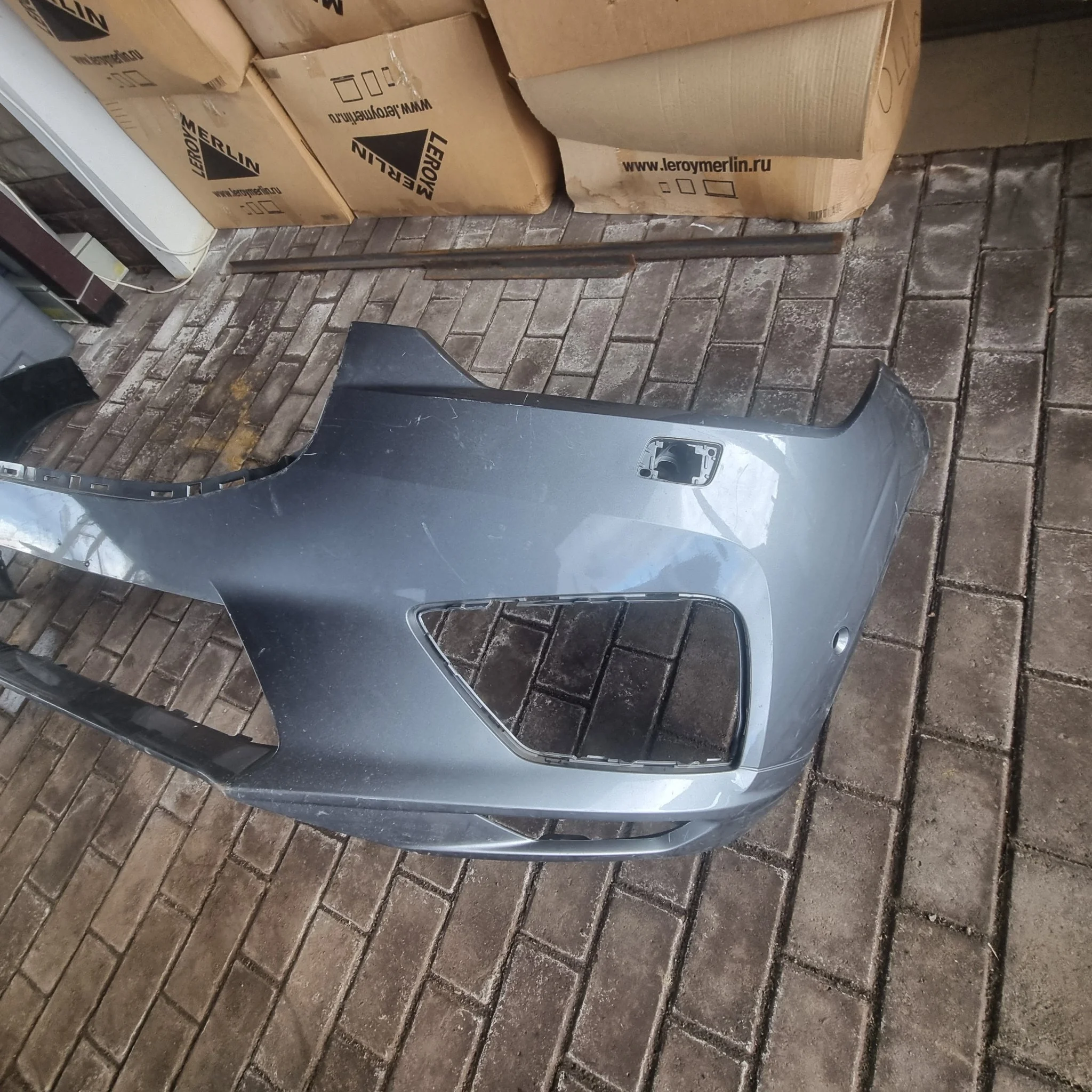 Бампер передний Volvo XC40 2017-2022