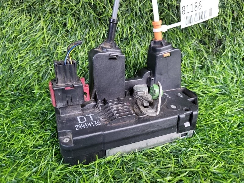 Замок двери Opel Zafira 2003 90561158 F75 Z22SE, задний правый