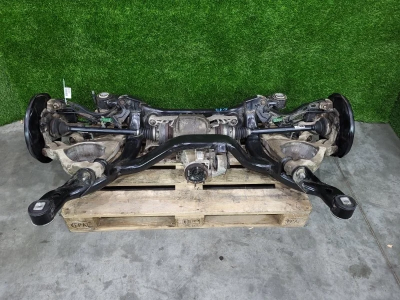 Балка задняя Audi A6 2010 4F0505235AH 4F5 CCE 2.8, задняя