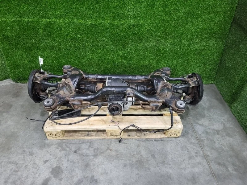 Балка задняя Audi A6 2002 4B0505235CA 4B4 ASN 3.0, задняя