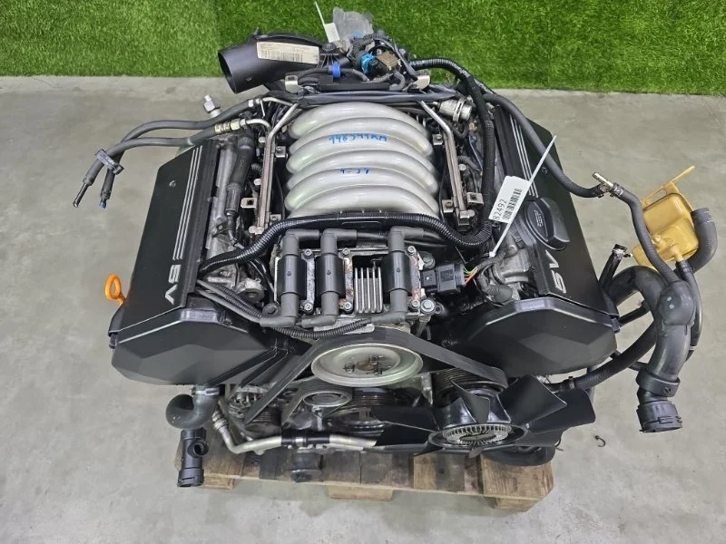 Двигатель из Японии Audi A6 1999 059100098AX 4B6 APR