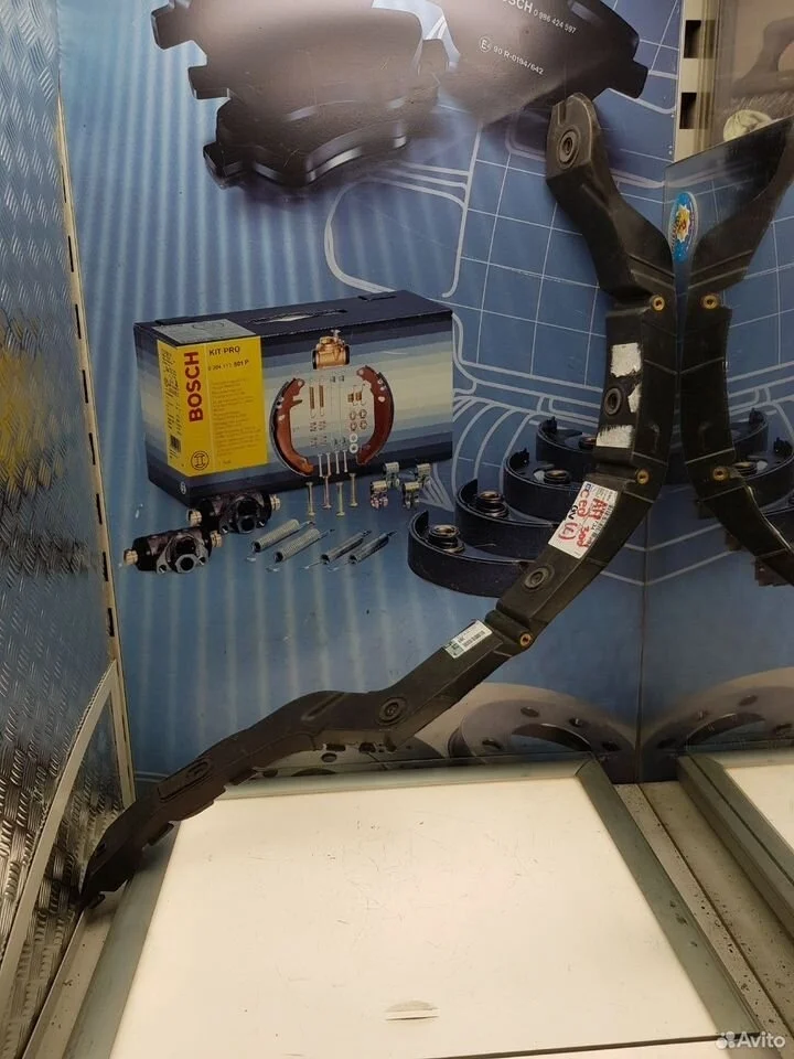 Кронштейн бампера задний левый opel astra h седан