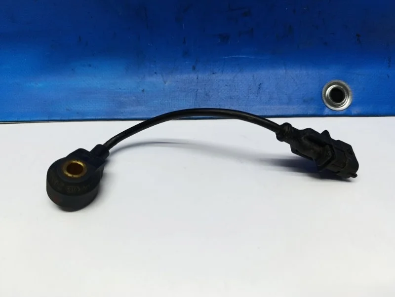 Датчик детонации Toyota Corolla 2006 8961502010 E120 1.4 4ZZ