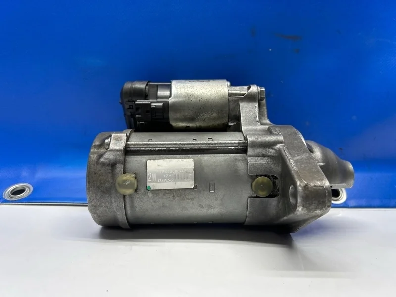 Стартер Toyota Auris 2012 2810037031 E150 1.6 1ZR-FE