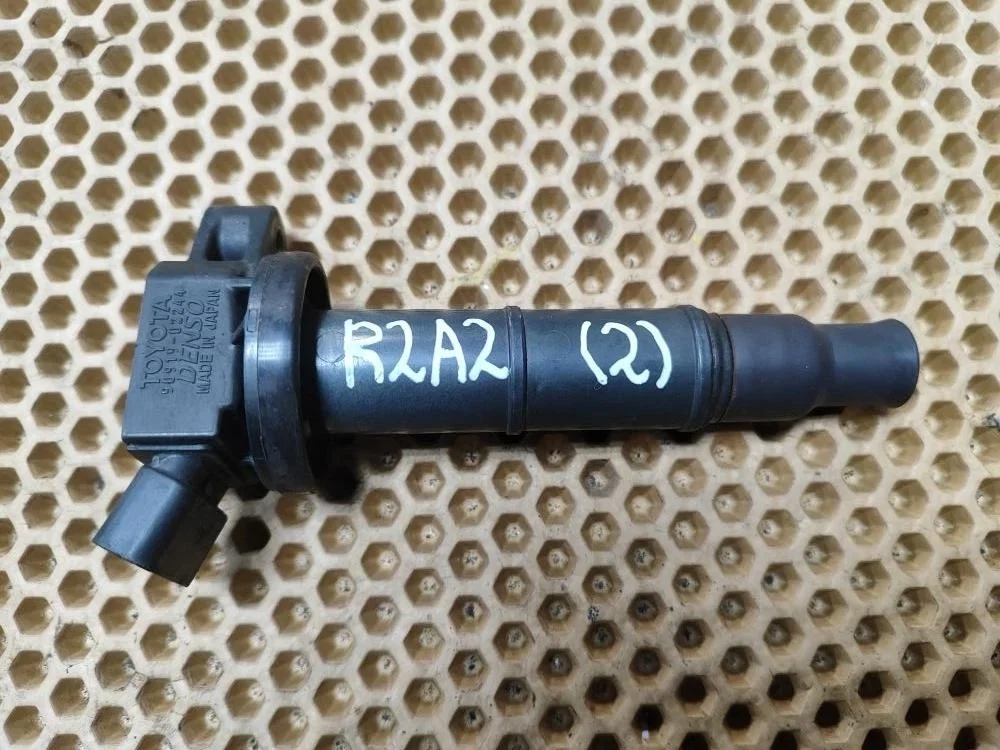 Б.у. катушка зажигания TOYOTA RAV4 ACA20 TOYOTA RAV4 ACA20 2.0 2003