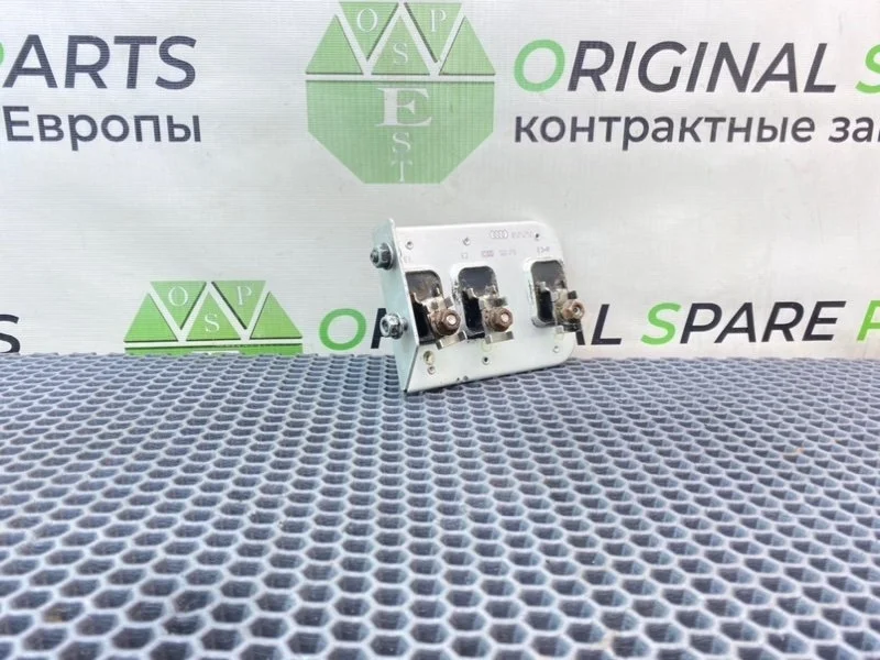 Резистор Audi A6 2001 8D0959493A C5 AVANT BDH 2.5TDI