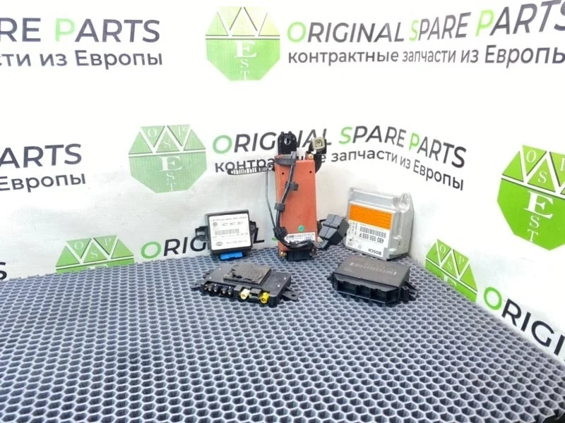 Блоки Audi A6 2001 4B0959655P C5 AVANT BDH 2.5TDI