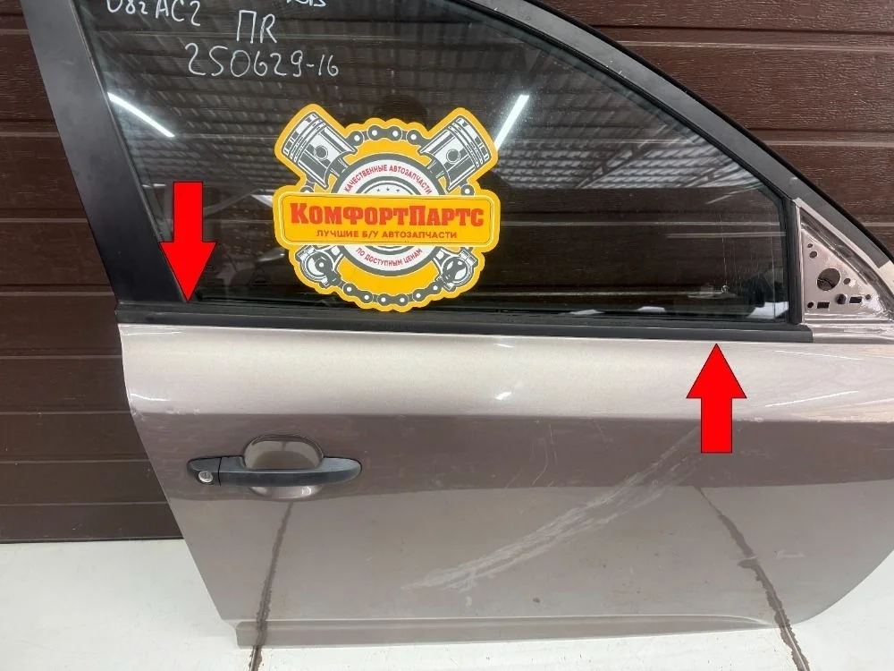 Молдинг под опускное стекло внешний Kia Ceed ED (2006—2010)
