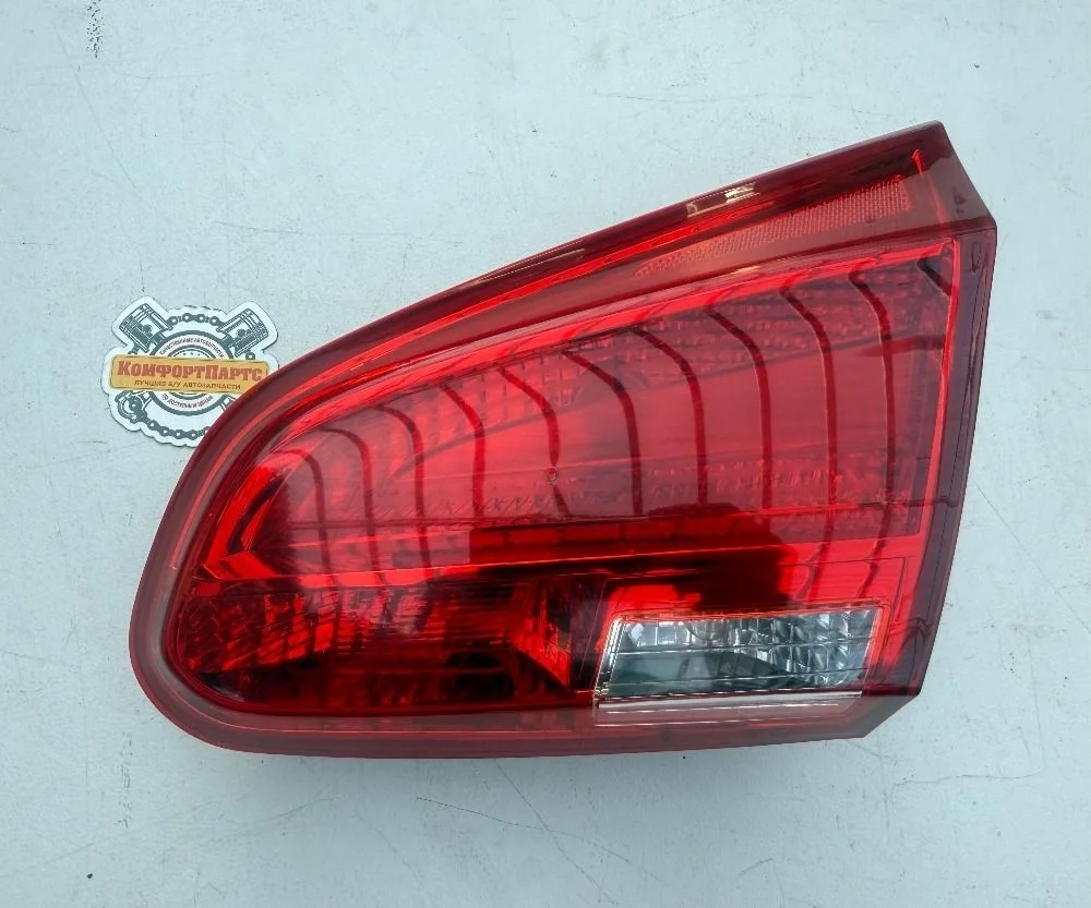 Фонарь крышки багажника внутренний Kia Ceed JD (2012—2015)