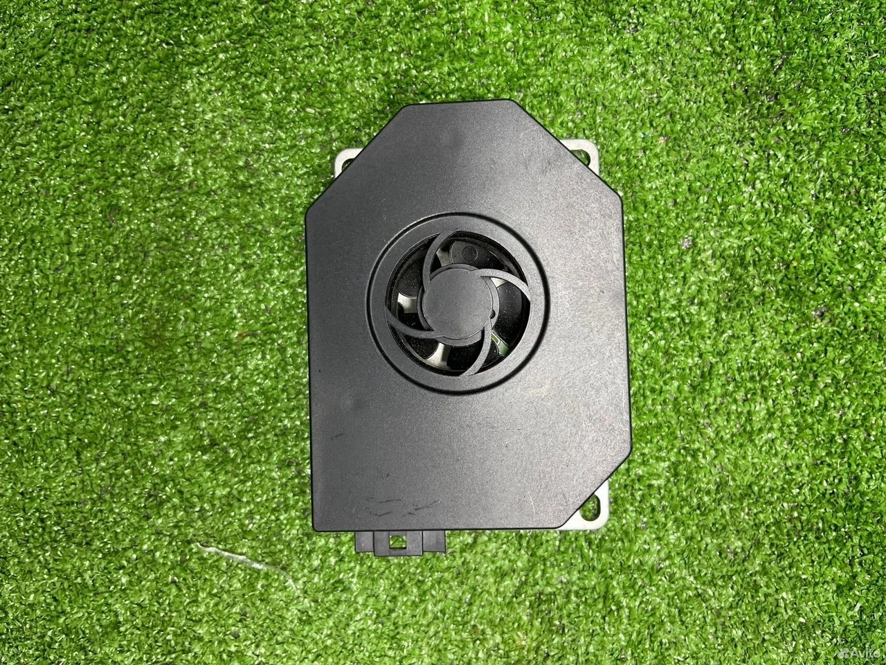 Усилитель звука mercedes-benz a2118705189