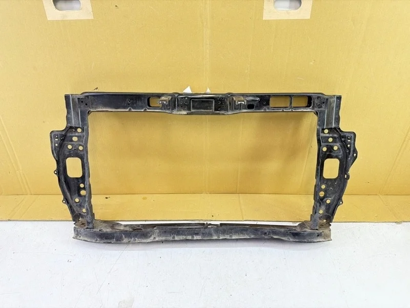 Панель передняя (телевизор) Kia Rio 2017-2024