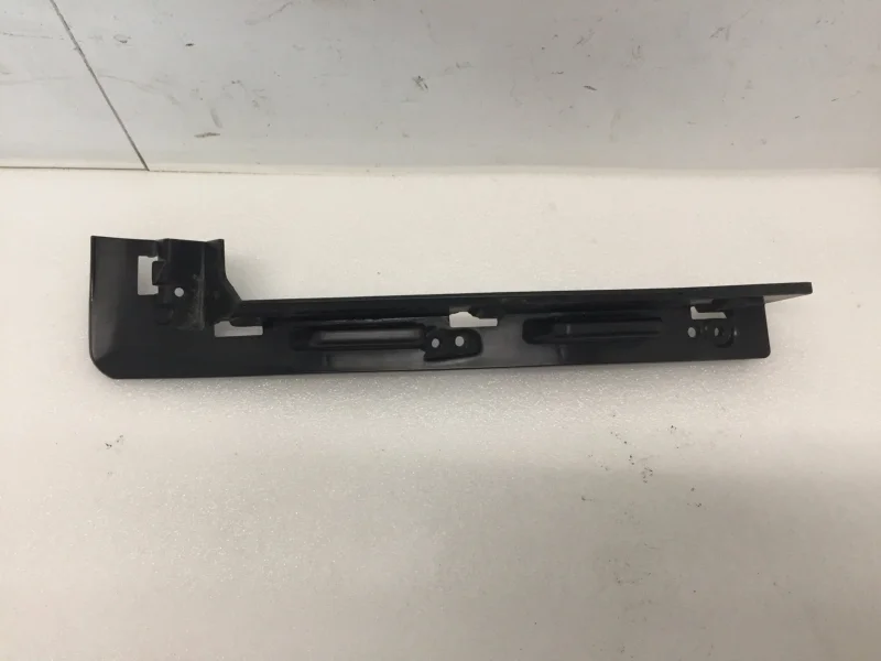 Кронштейн фары Kia Rio 2015-2024 92150H0500 4, передний левый