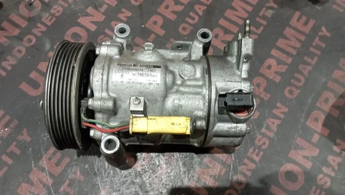 Компрессор кондиционера 9678656080 Peugeot 308 1 1.6 Бензин