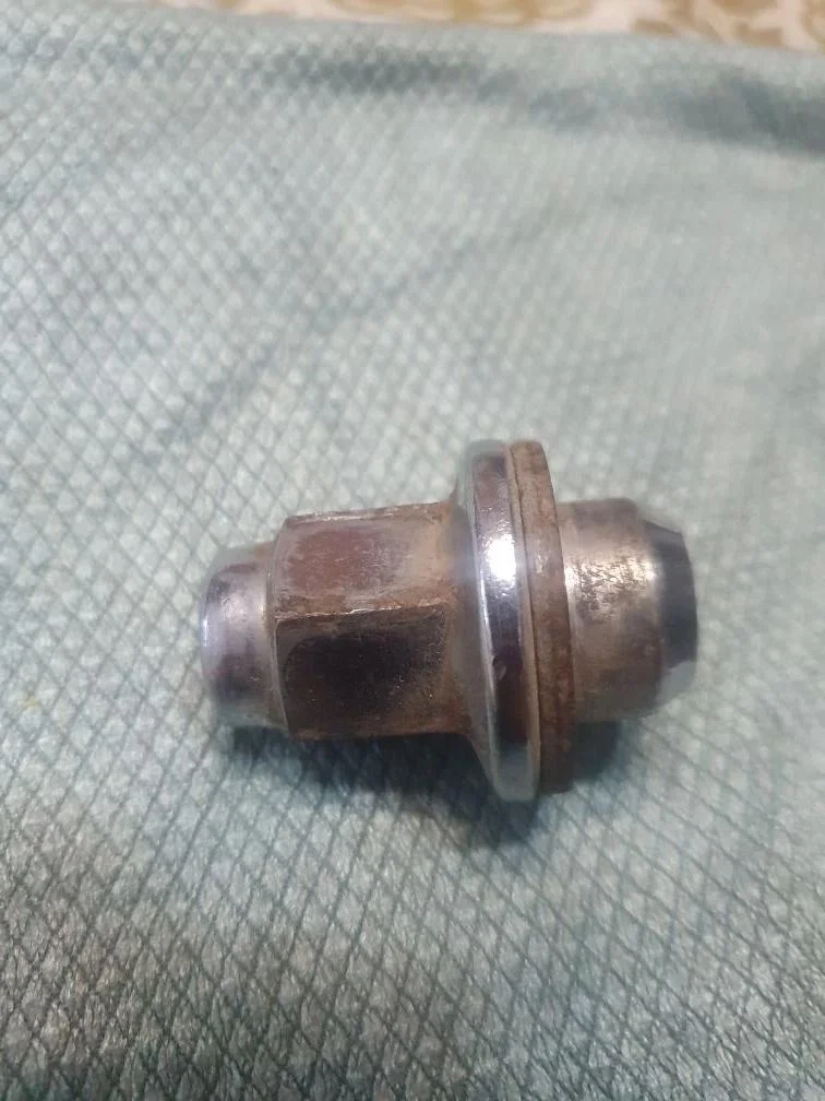 Гайка колесная Toyota Land Cruiser Prado 150 (2009—2013) 3.0