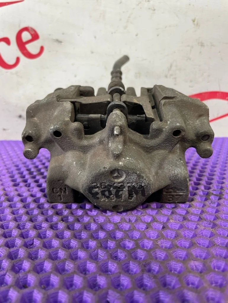 Суппорт тормозной Mercedes-benz C-Class W203   B L