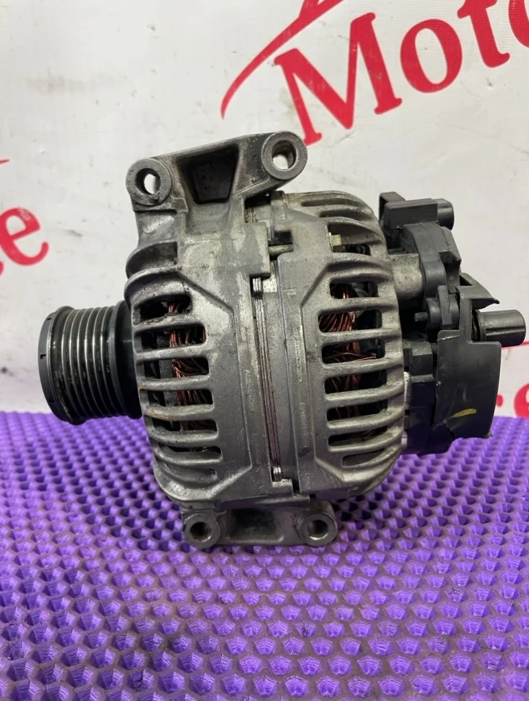 Генератор Mercedes-benz C-Class W203  OM271