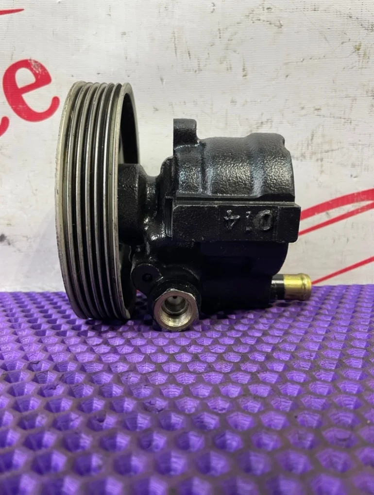 Насос гидроусилителя руля Renault Clio 2  1.4 8V K7J