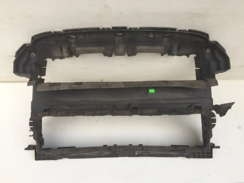 Воздуховод радиатора Mini Countryman 2016-2023 51747390474 F60, передний