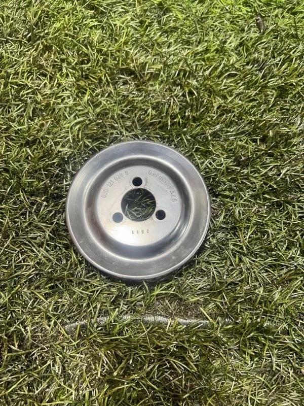 Шкив помпы Skoda Fabia 03D121028B CAXA