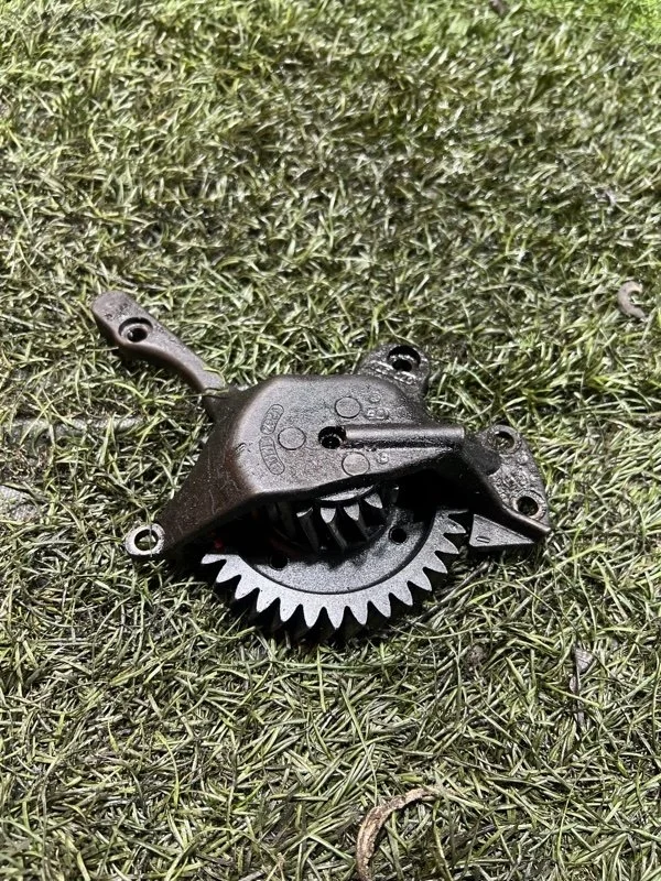 Шестерня балансировочного вала Volkswagen Touareg 070109237C BAC 2.5 TDI