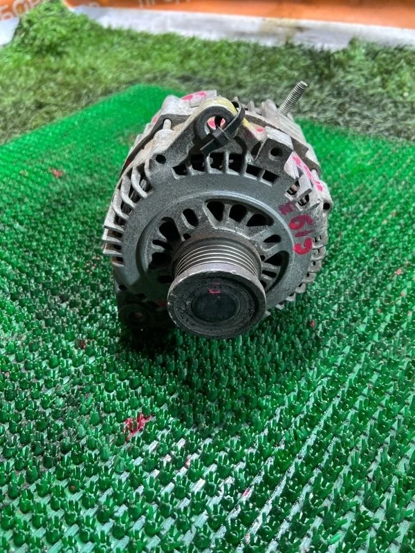 Генератор Nissan Qashqai 2000-2012 23100AU400 QR20DE