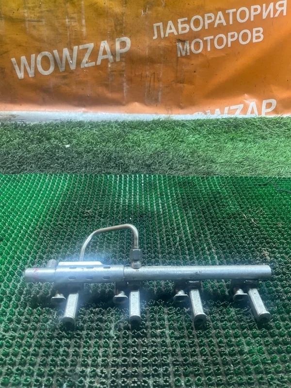 Топливная рампа с форсунками FORD KUGA CJ5G9H487BA JQMA