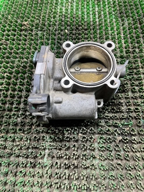 Дроссельная заслонка Opel Astra 2010 55565260 J A16LET