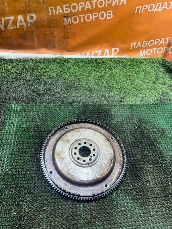 Маховик Volvo v50 2008 9135801 B5244S4