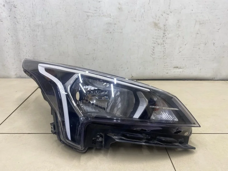 Фара правая Kia Rio 4 FB После 2020