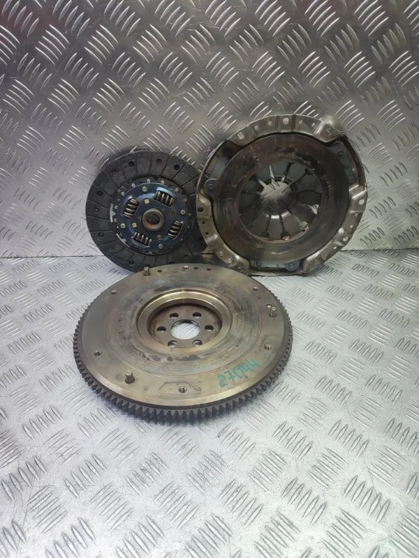 Маховик Mazda 3 Z60111500A BK Z6