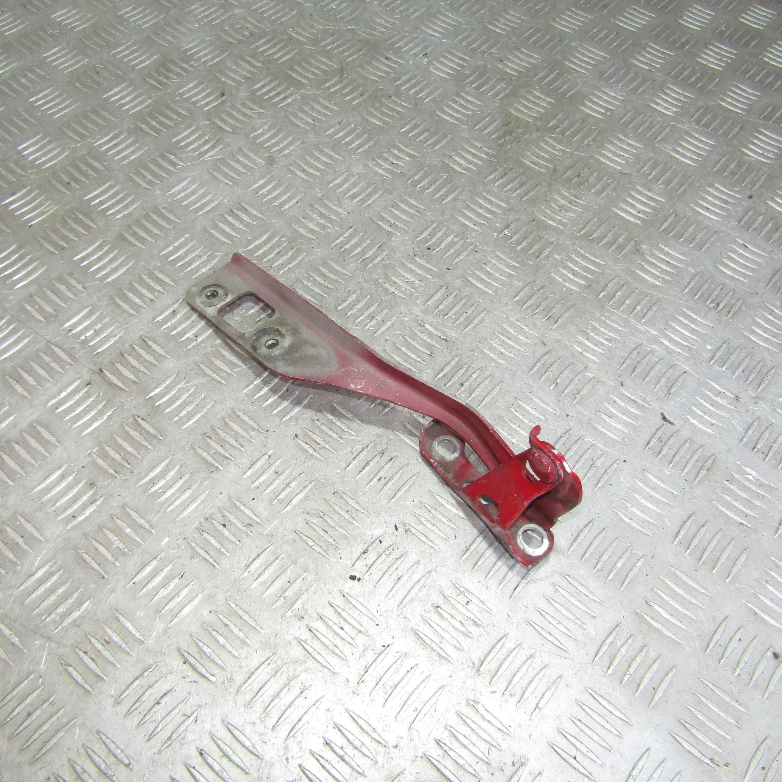 Петля капота правая HONDA Civic VIII (2005—2009)