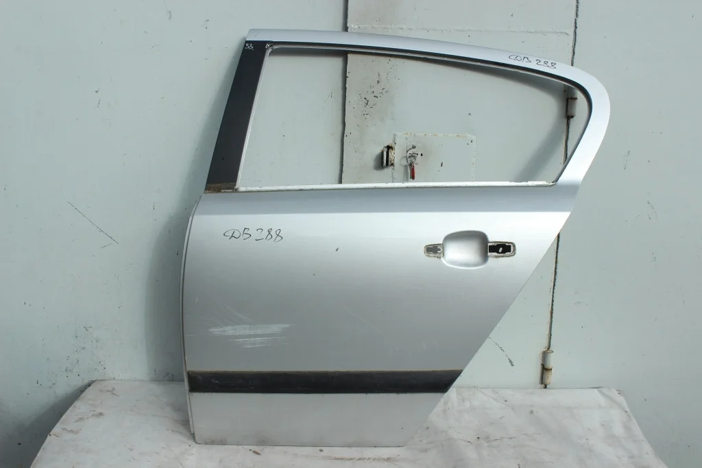 Дверь задняя левая 5 дв хэтч. Opel Astra H ДВ288