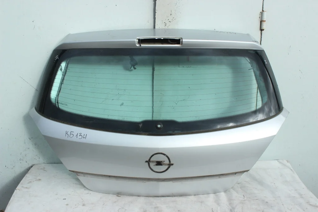 Крышка багажника 5 дв хэтчбек Opel Astra H КБ134