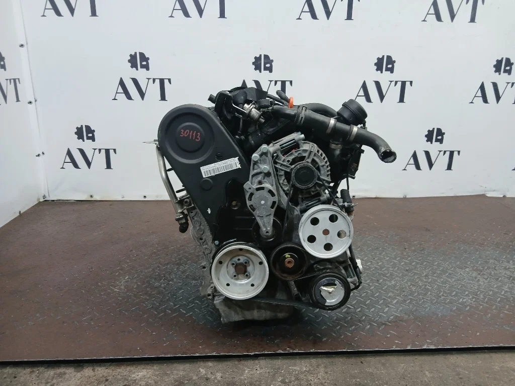 Двигатель Audi A4 ALZ